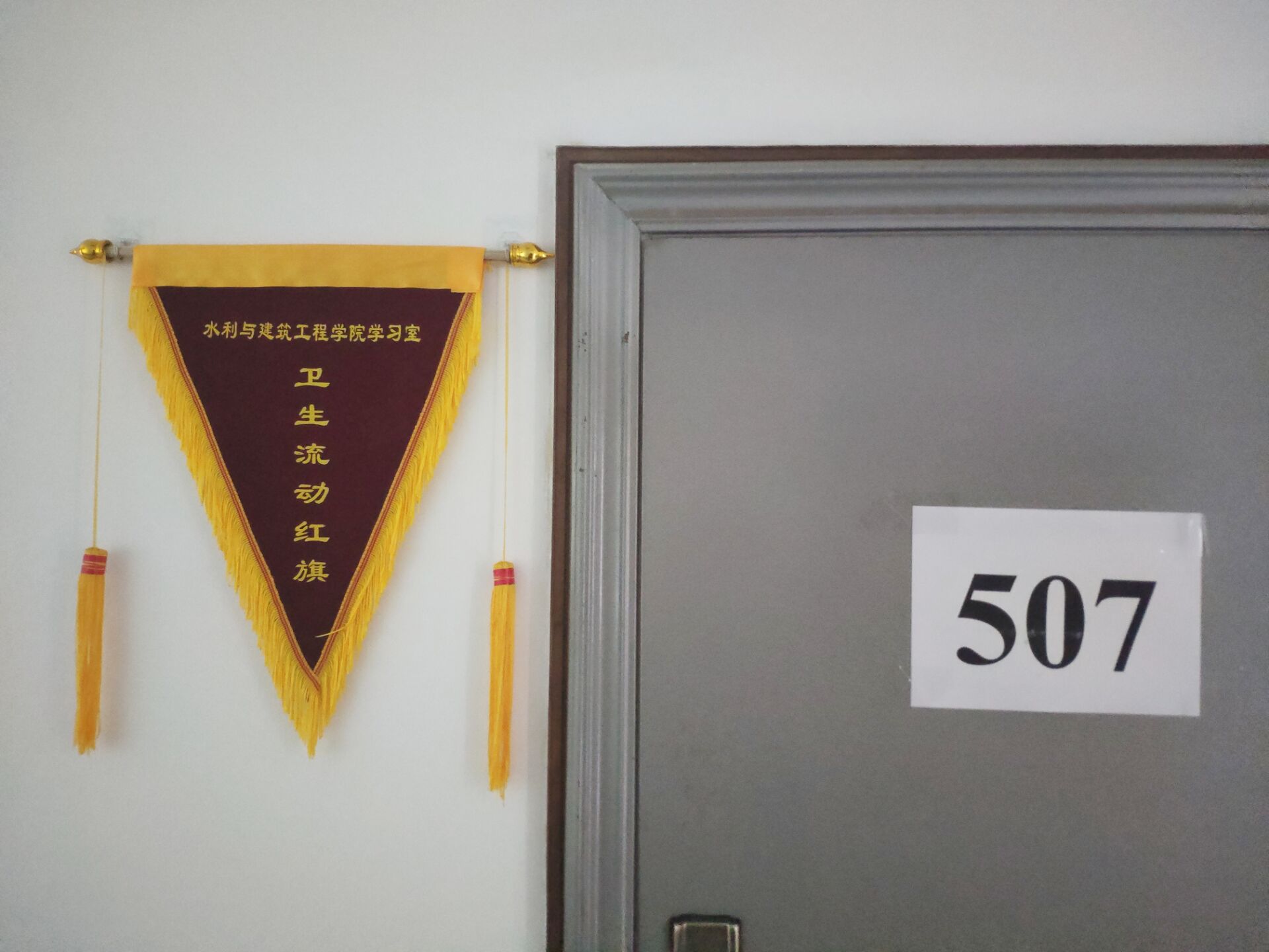 dc1bd4282342439a87a05e8408d560ef.jpg dc1bd4282342439a87a05e8408d560ef.jpg