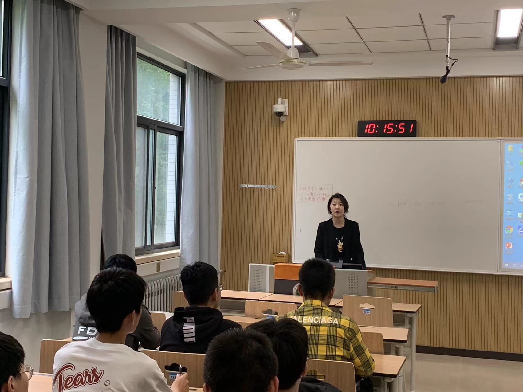 0c205f8982144375917adc9021085872.jpg 0c205f8982144375917adc9021085872.jpg