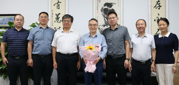 76c926bb794947c1a94b9f608e2eb12d.jpg 4王正中4.jpg